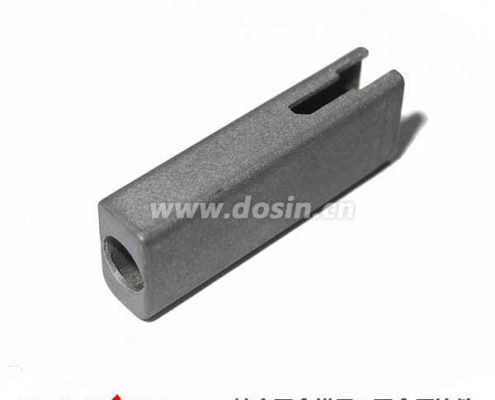 上海电子配件直式锌合金压铸喷砂配件